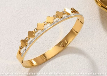 Premium Gold Bracelets with Diamond Accents for Daily Wear